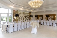 SALA POD DEBAMI